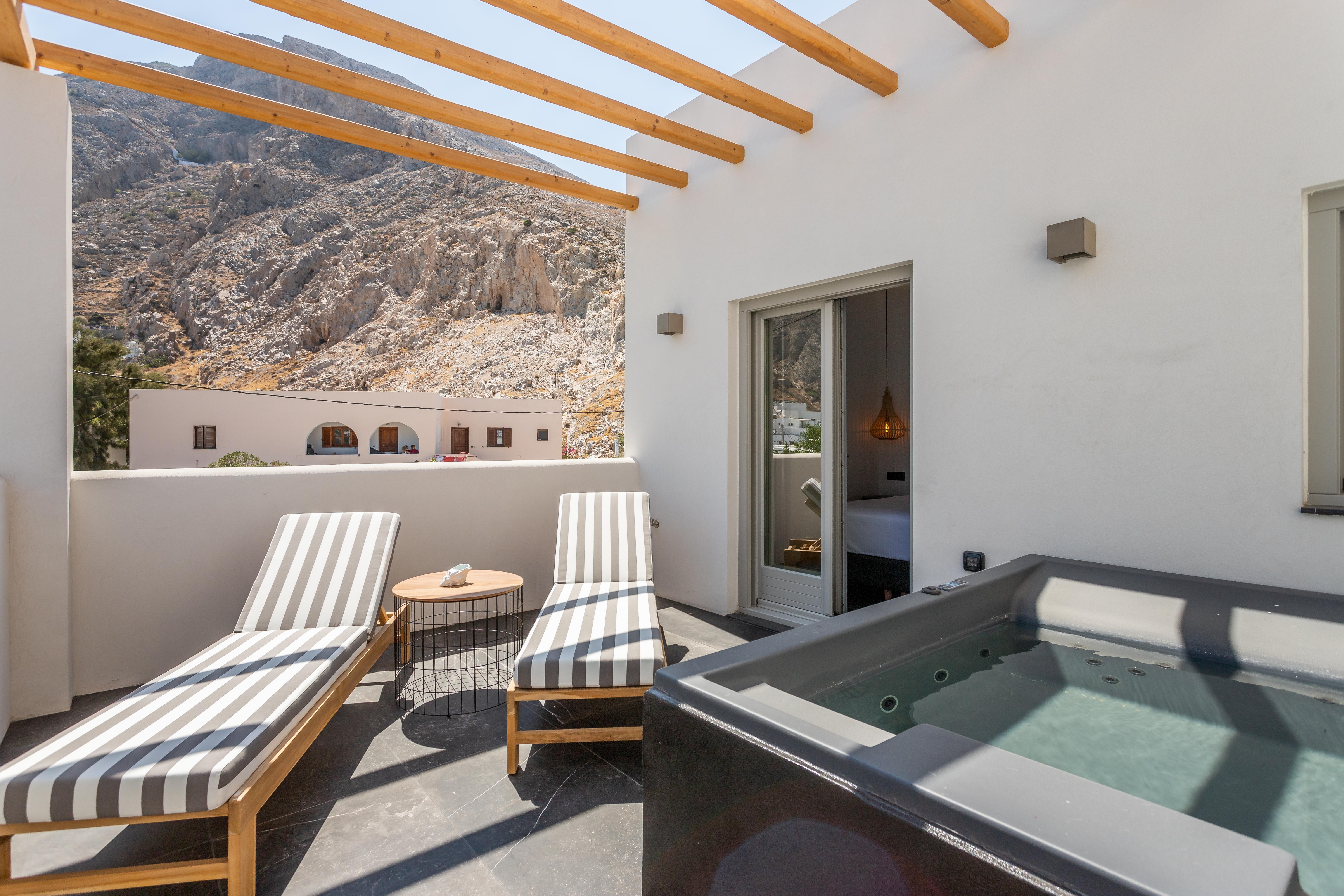 Aegean Gem Kamari (Santorini)
